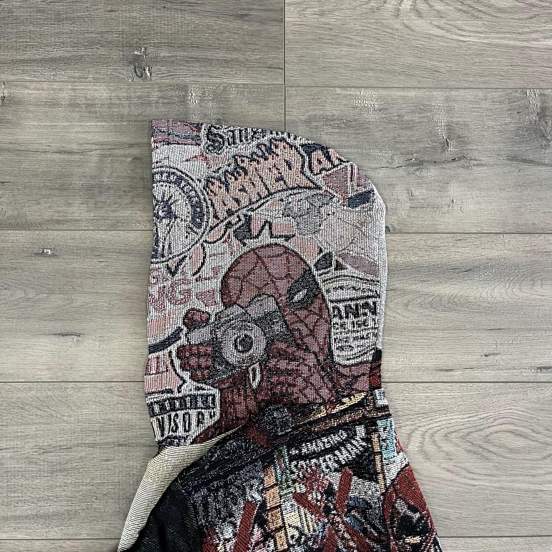 DEADPOOL TAPESTRY HOODIE