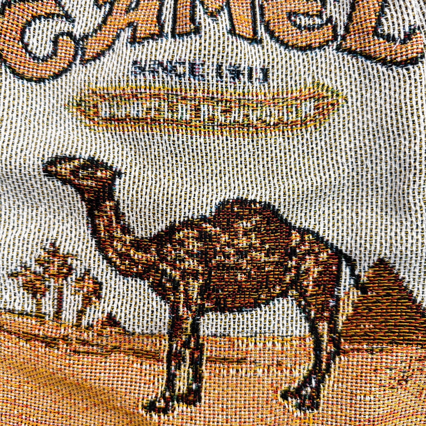 CAMEL TAPESTRY SHORTS