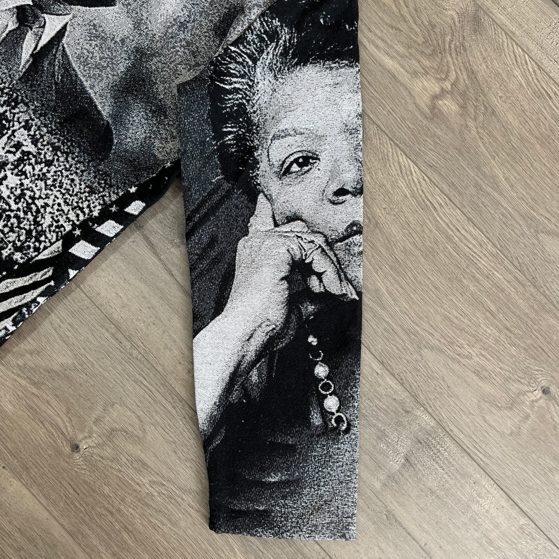 MLK V3 TAPESTRY HOODIE