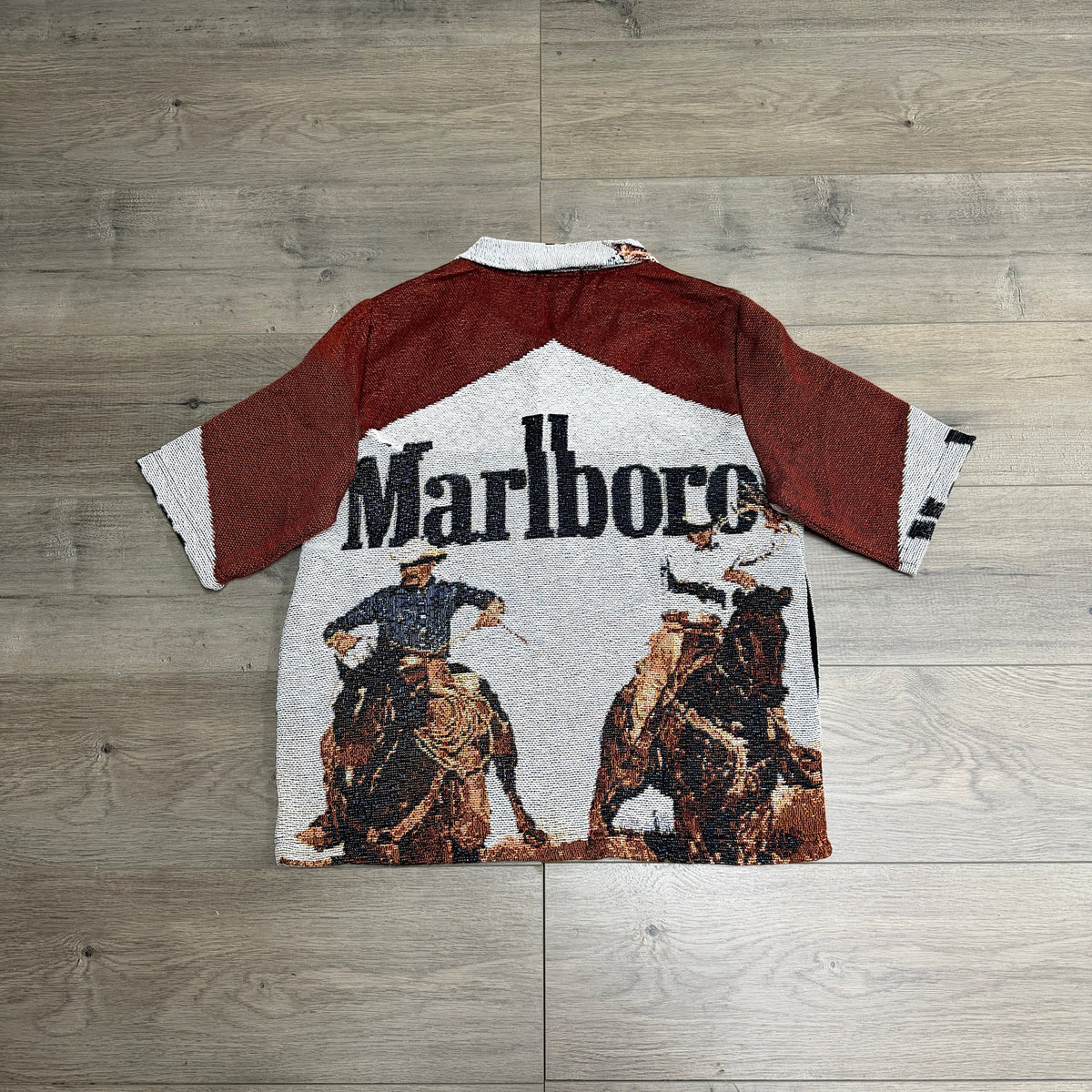 MARLBORO TAPESTRY TEE