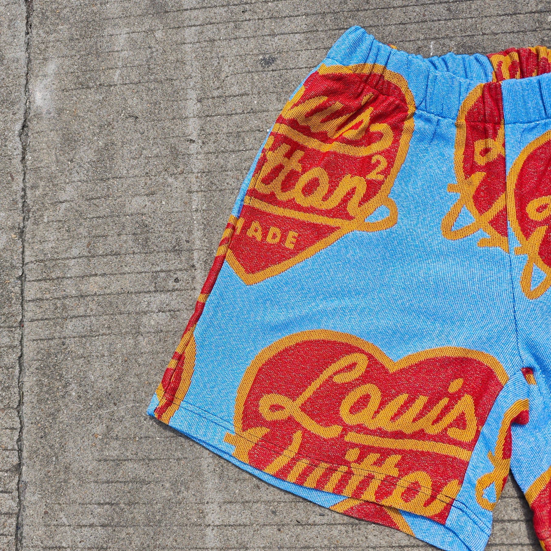 LOVE TAPESTRY SHORTS - RDMCLOTHINGART